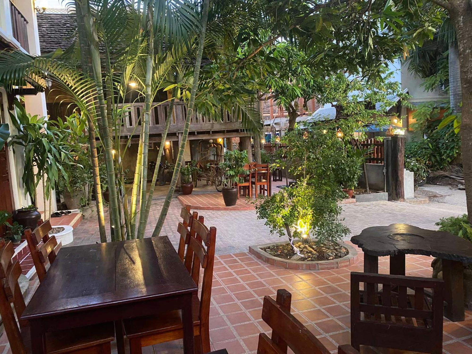Golden Sun Boutique Hotel ルアンパバーン エクステリア 写真