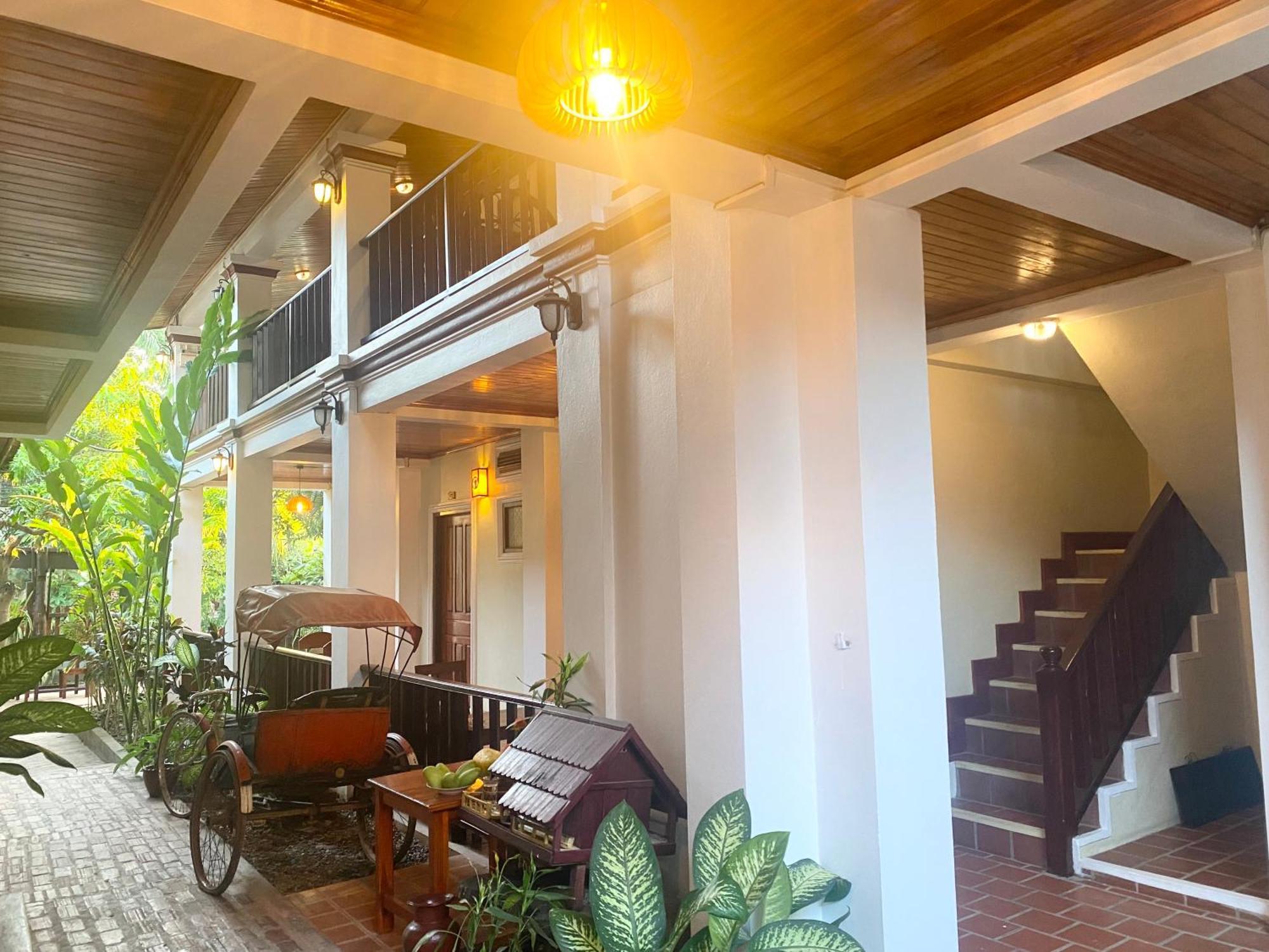 Golden Sun Boutique Hotel ルアンパバーン エクステリア 写真