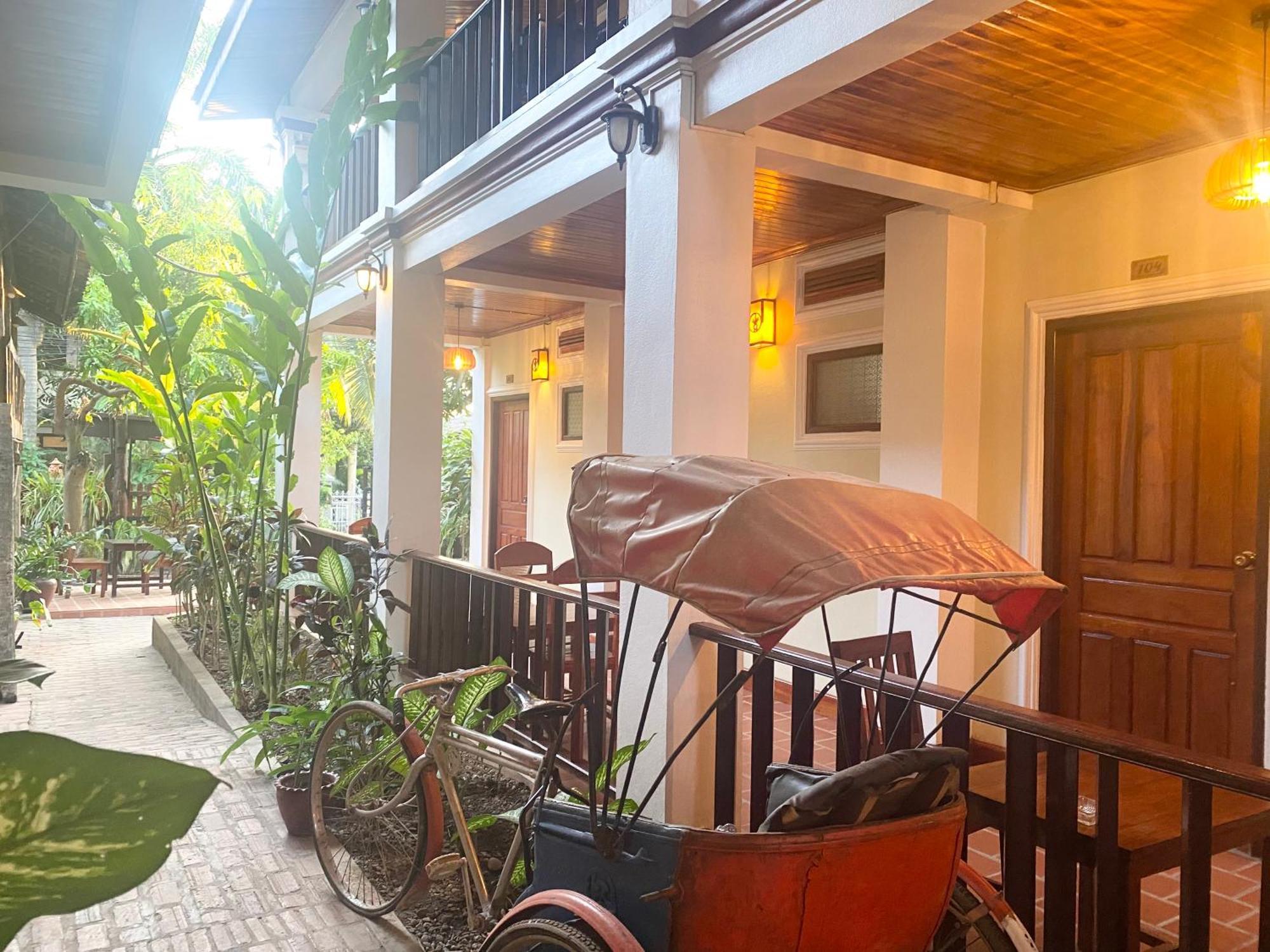 Golden Sun Boutique Hotel ルアンパバーン エクステリア 写真