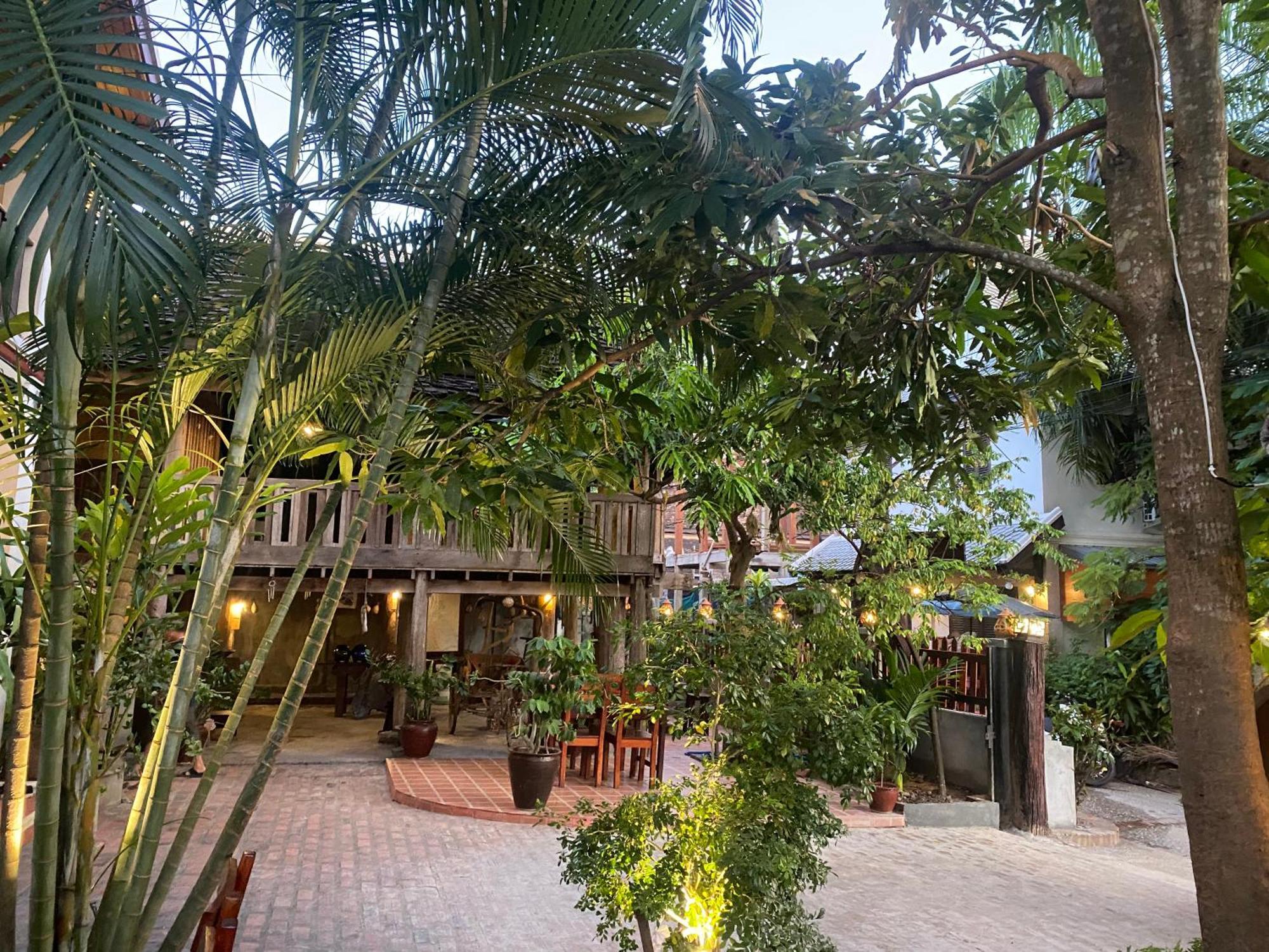 Golden Sun Boutique Hotel ルアンパバーン エクステリア 写真