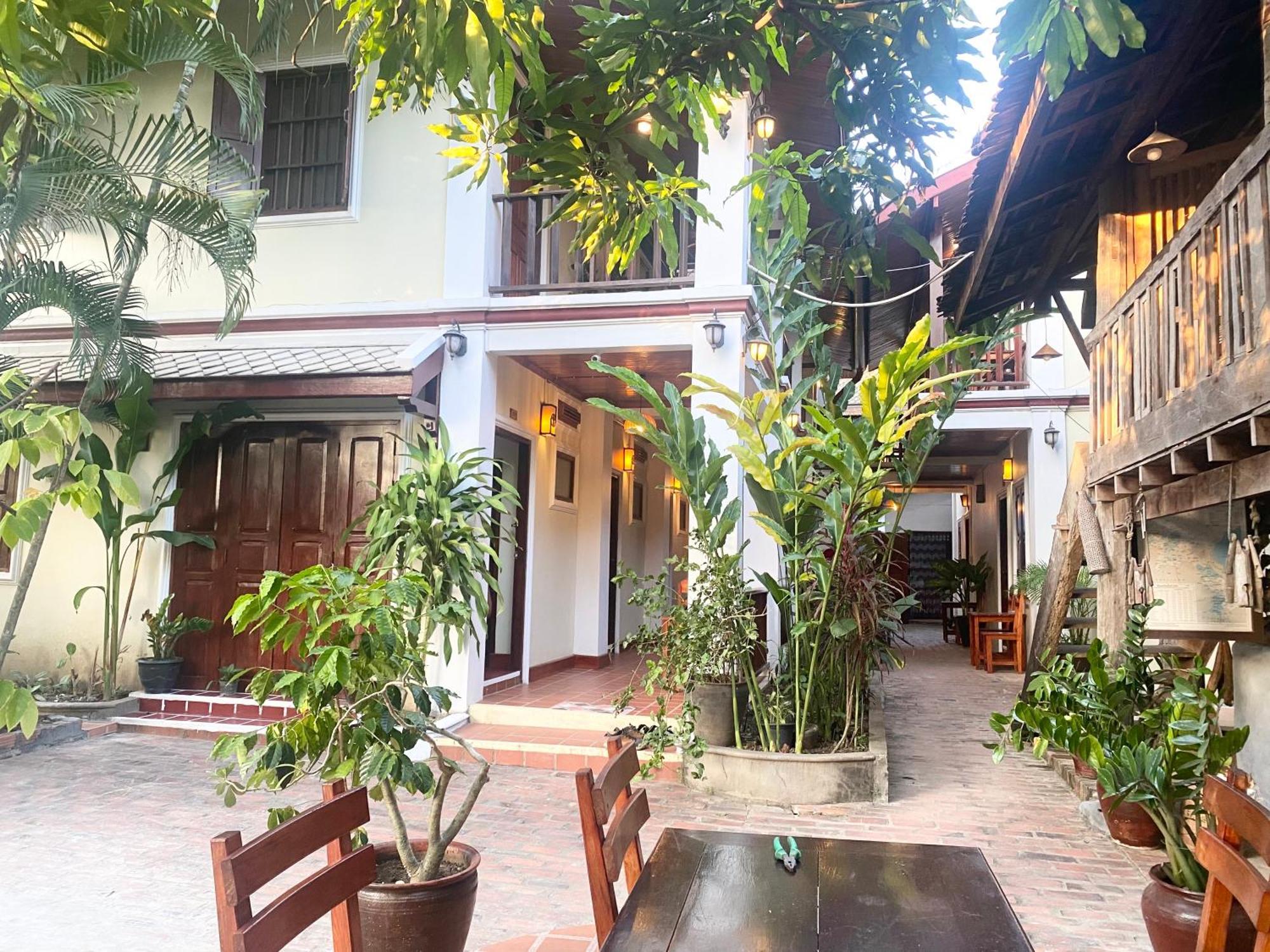 Golden Sun Boutique Hotel ルアンパバーン エクステリア 写真